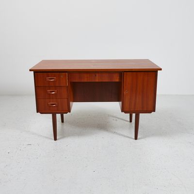 Mid Century Danish Teak Desk 1960s For At Pamono Mid Century Danish Teak Desk 1960s 1