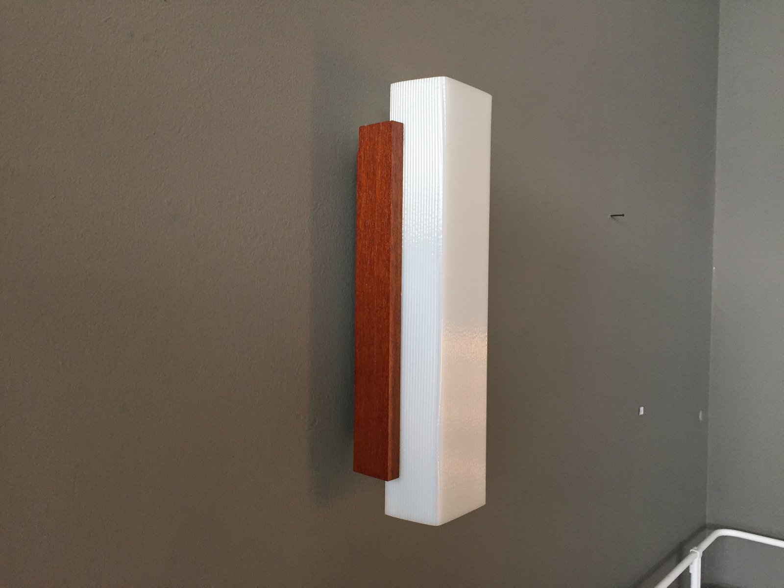 Vintage Wood And Plastic Wall Lamp For At Pamono Vintage Wood And Plastic Wall Lamp