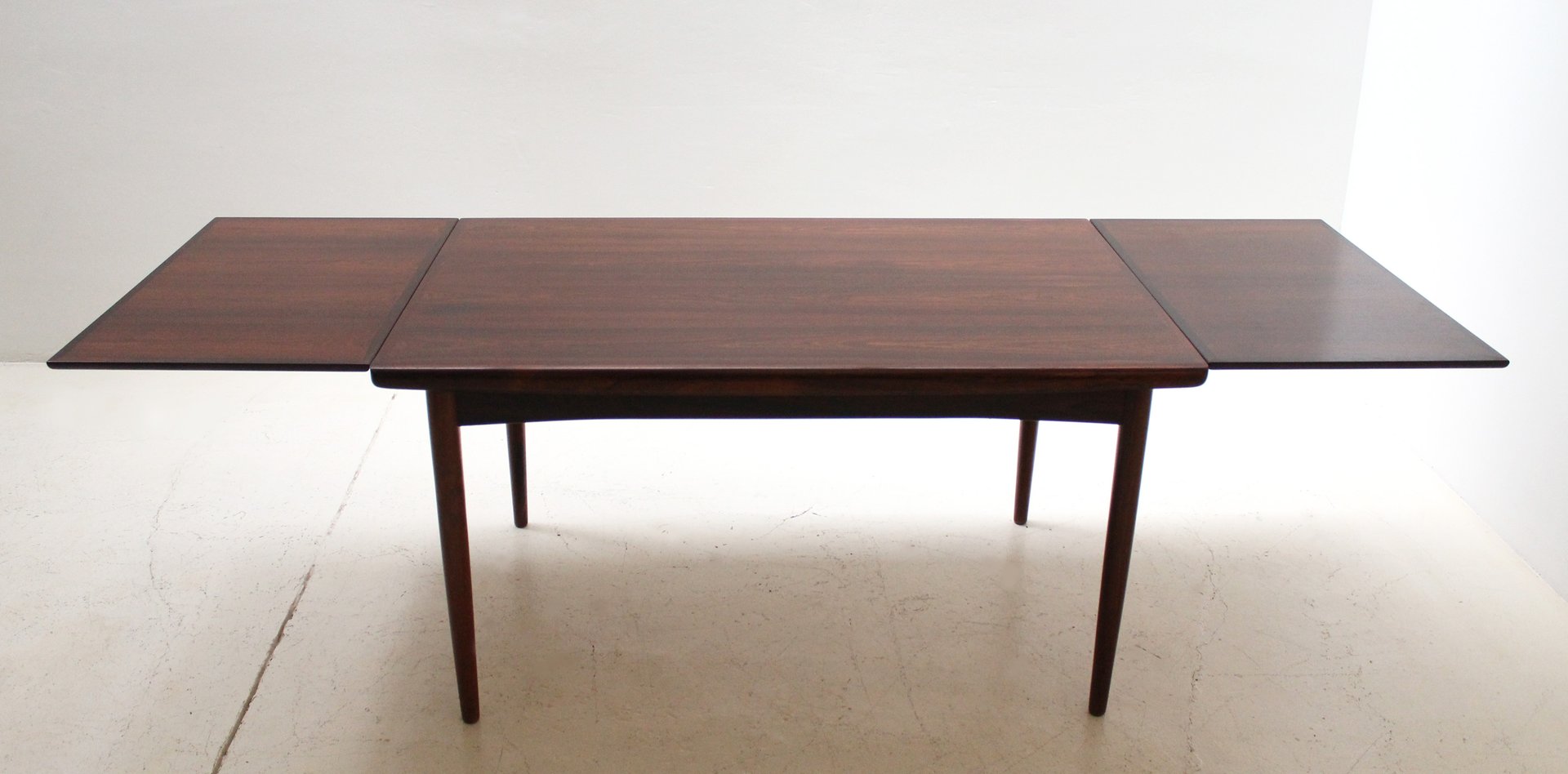 Mid Century Danish Extendable Rosewood Dining Table From Skovby Mid Century Danish Extendable Rosewood Dining Table From Skovby 1960s