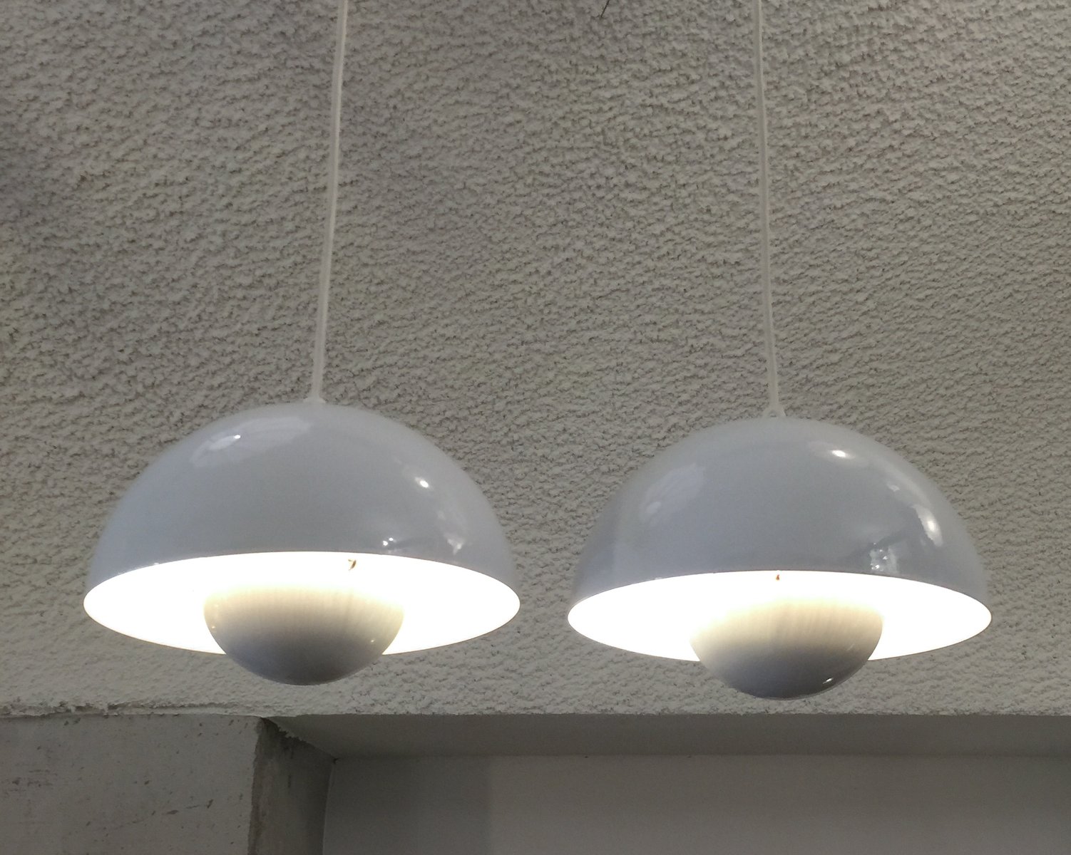 Vintage White Flower Pot Lamps By Verner Panton For Louis Poulsen Vintage White Flower Pot Lamps By Verner Panton For Louis Poulsen Set Of 4