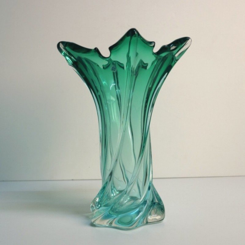 Italian Large Green Murano Glass Vase, 1950s for sale at Pamono