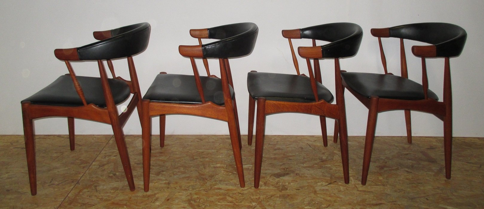 Danish Dining Chairs By Johannes Andersen For Brdr 1964 Set Of 4 Danish Dining Chairs By Johannes Andersen For Brdr 1964 Set Of 4 At Pamono