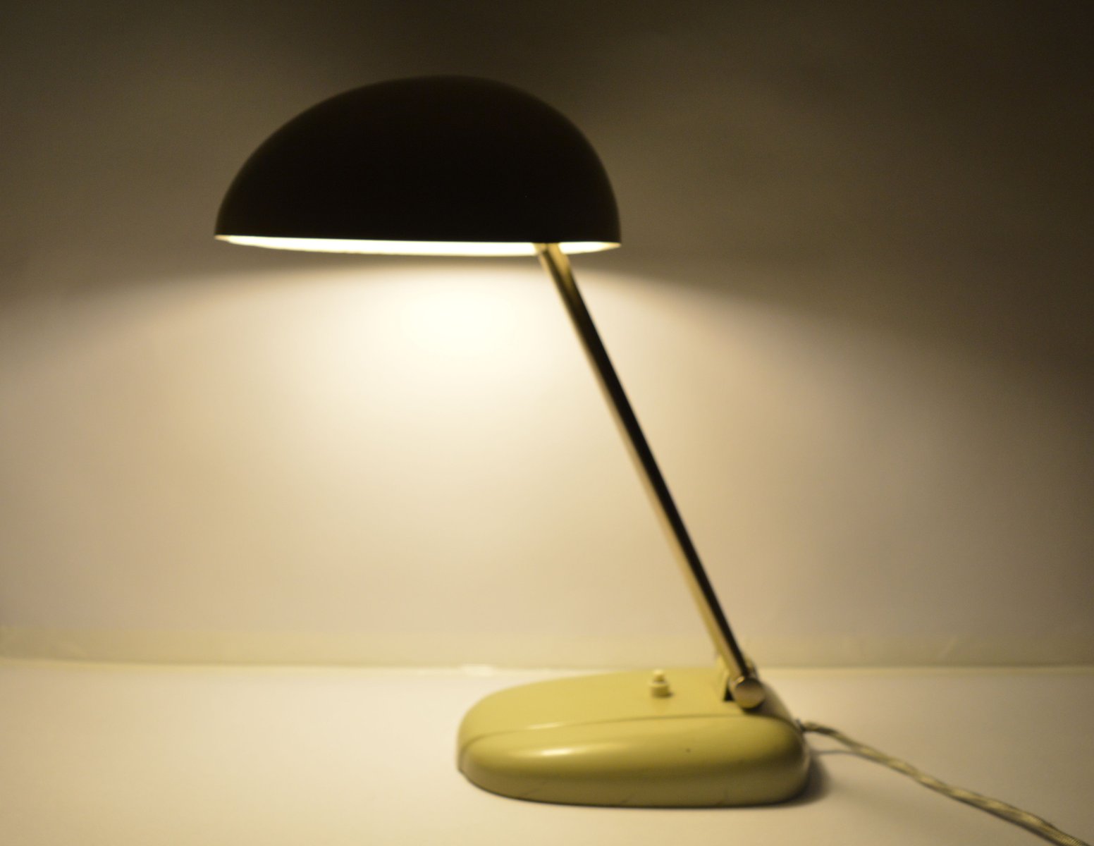 Swiss Table Lamp by Siegfried Giedion for BAG Turgi, 1930s for sale ... Swiss Table Lamp by Siegfried Giedion for BAG Turgi, 1930s for sale ...