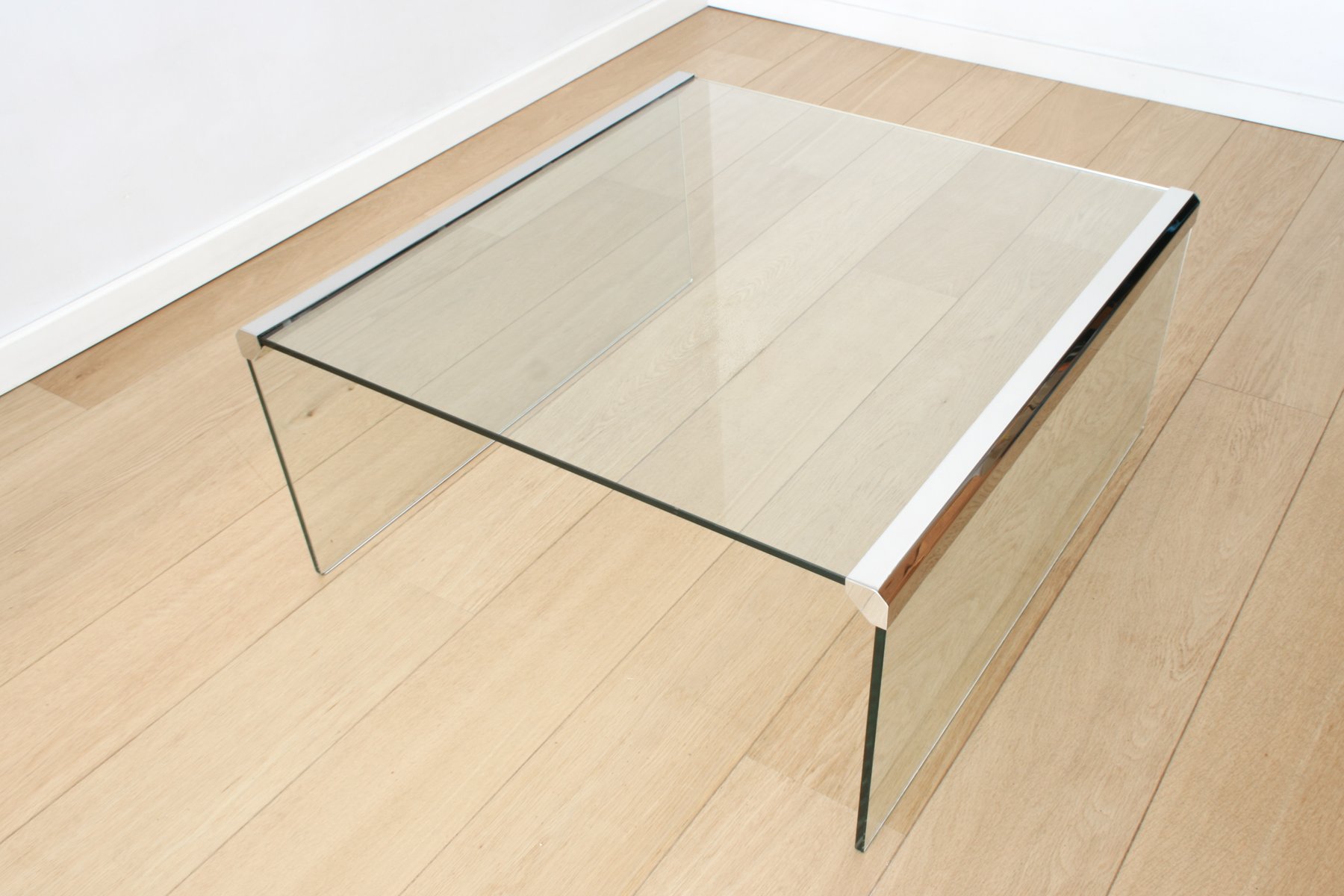 Clear Glass Coffee Table By Pierangelo Gallotti For Clear Glass Coffee Table By Pierangelo Gallotti For Radice 1980s