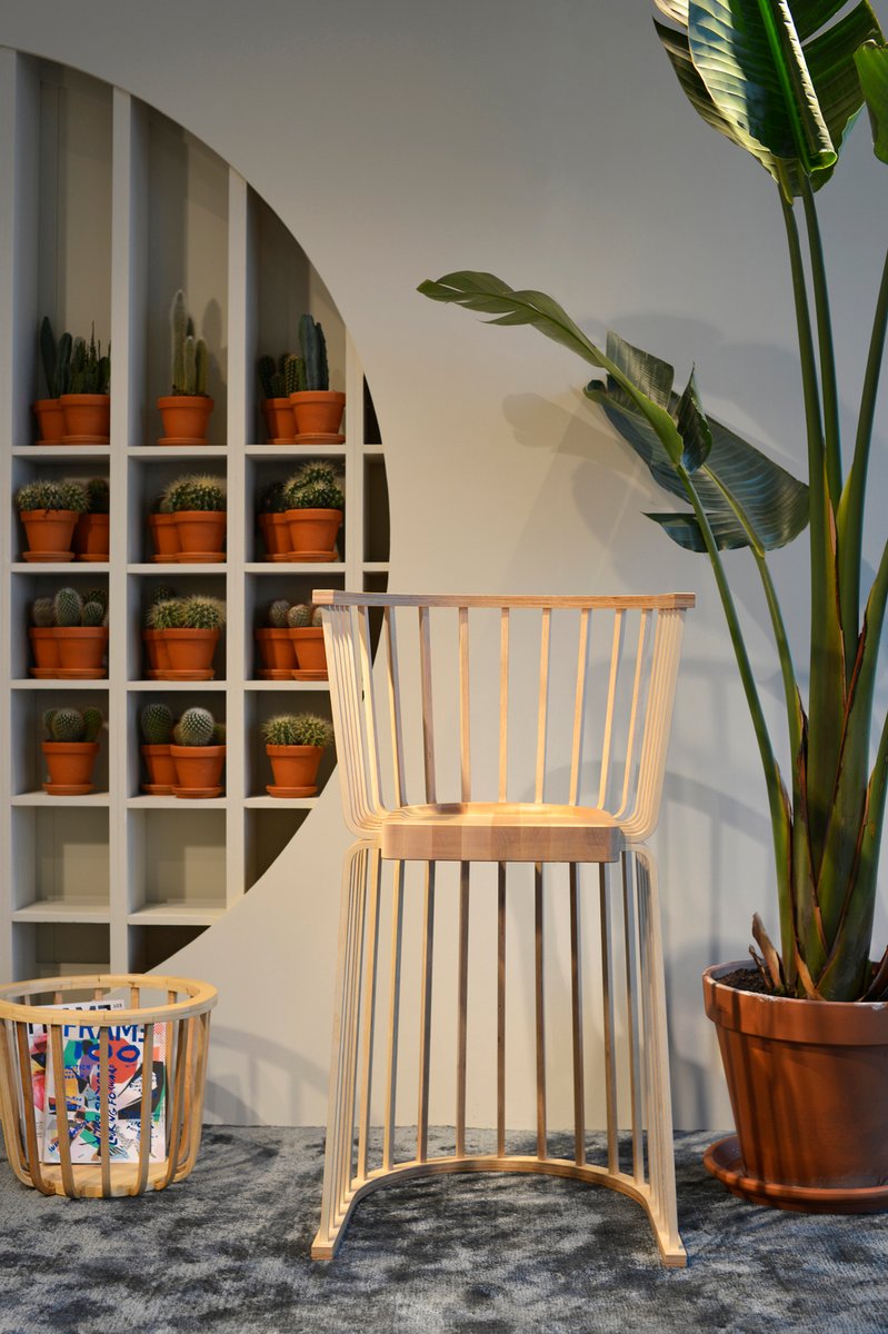 Upside Down Chair by Elise Luttik for sale at Pamono