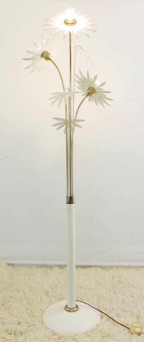 Vintage Flower Floor Lamp for sale at Pamono Vintage Flower Floor Lamp for sale at Pamono