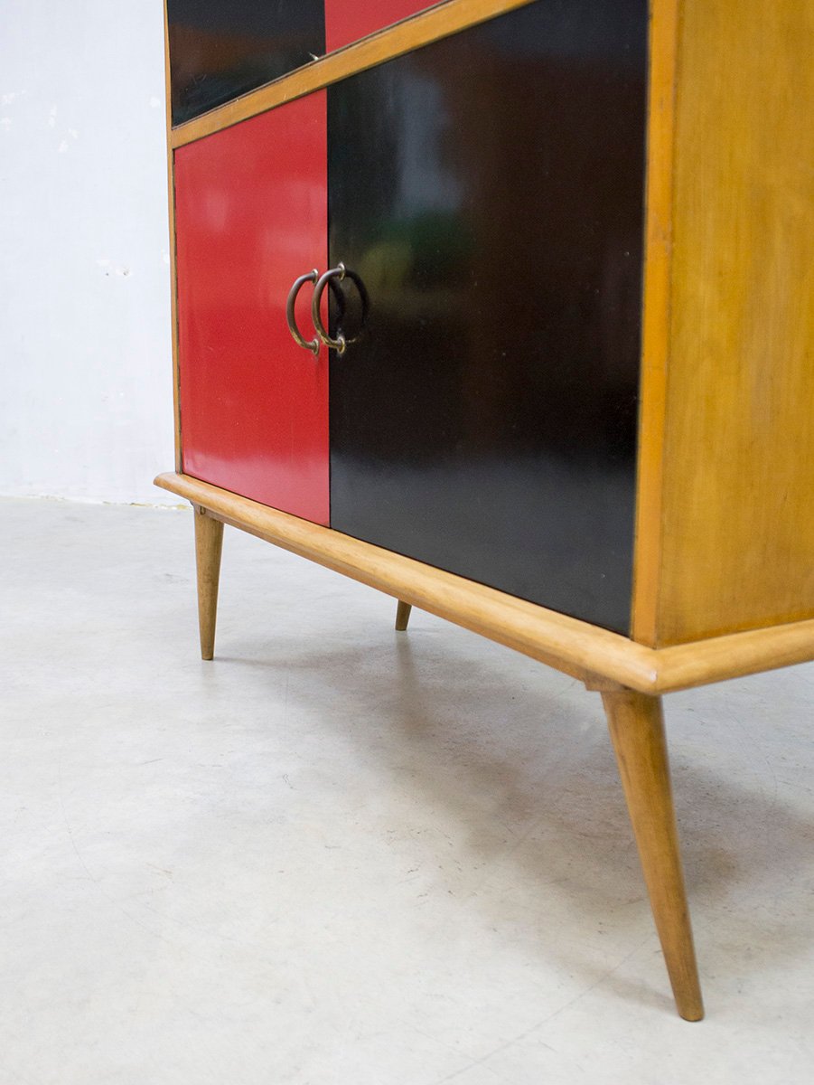 Mobile minimalista vintage con scrivania a scomparsa in vendita su ... Mobile minimalista vintage con scrivania a scomparsa in vendita su ...
