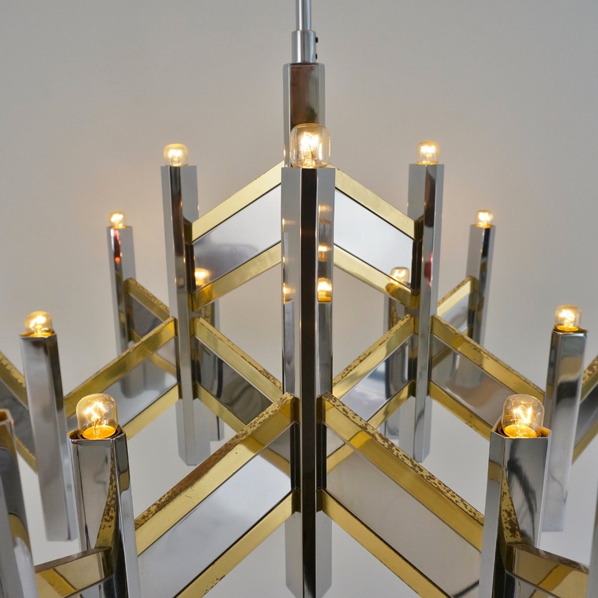 Vintage Chandelier With 15 Lights By Gaetano Sciolari For At Vintage Chandelier With 15 Lights By Gaetano Sciolari 5 Price 118 00 Regular 479