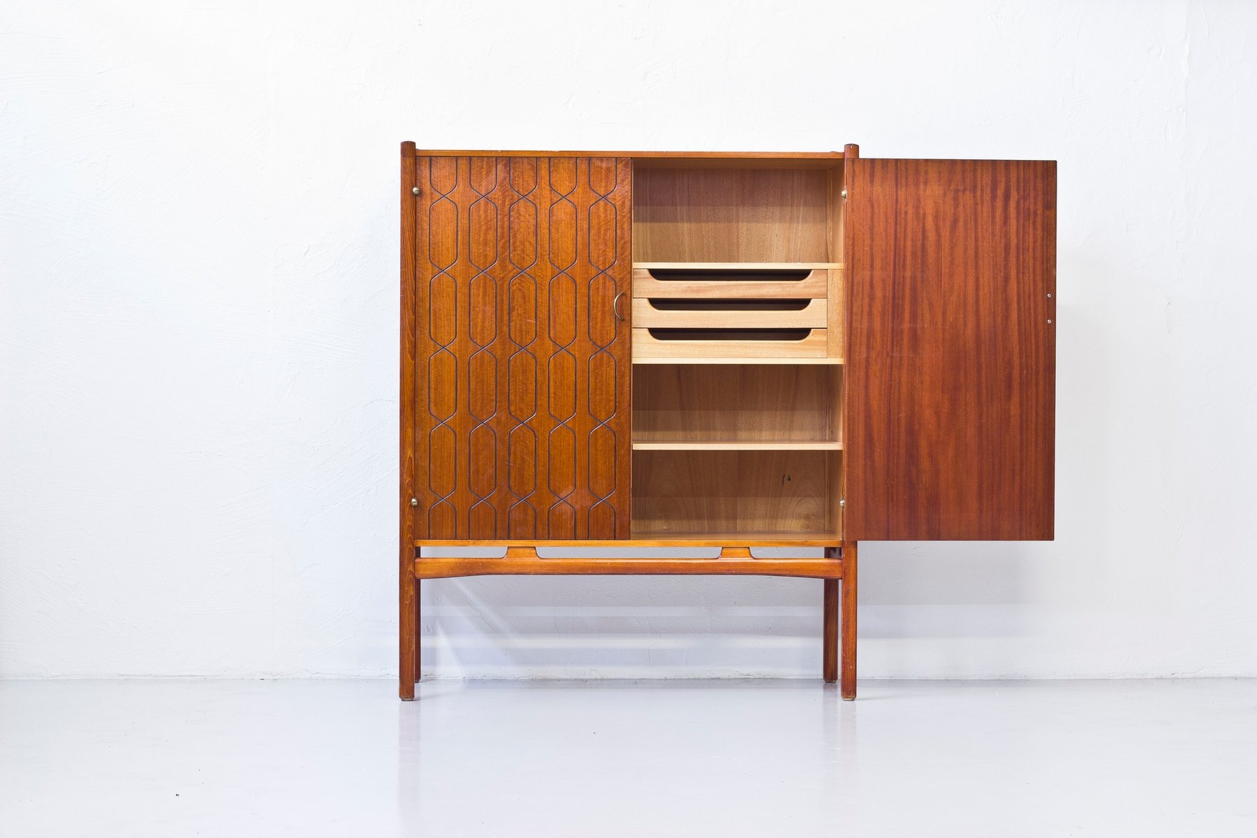 Cabinet By David Rosén For Nordiska Kompaniet 1950s At Cabinet By David Rosén For Nordiska Kompaniet 1950s At Pamono