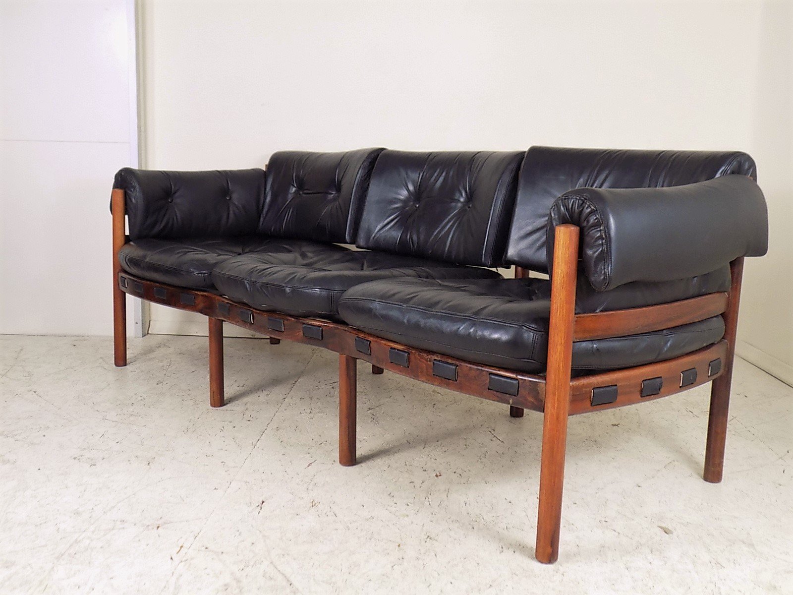 Rosewood And Leather Sofa By Arne Norell For Coja 1960s At Rosewood And Leather Sofa By Arne Norell For Coja 1960s