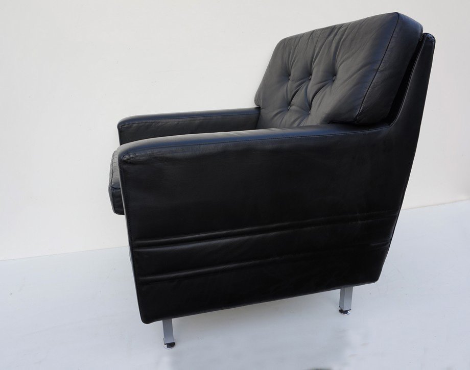 Vintage Leather Club Chair From Profilia 1960s For At Pamono Vintage Leather Club Chair From Profilia 1960s 12 1 111 00 Per Piece