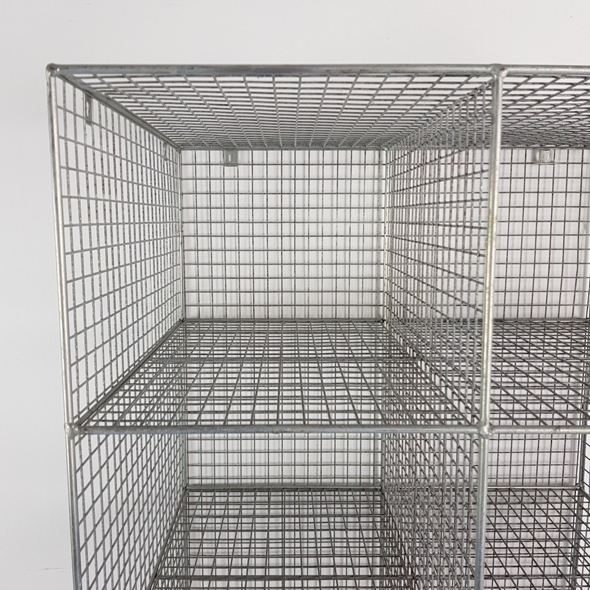 Vintage Wire Mesh Shelving Unit for sale at Pamono