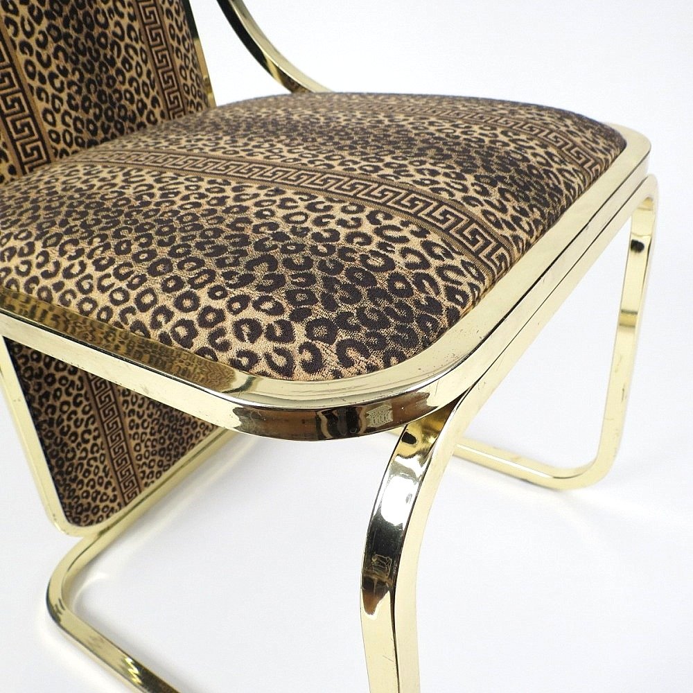 Sillas de comedor italianas de latón, años 70. Juego de 6 en venta en