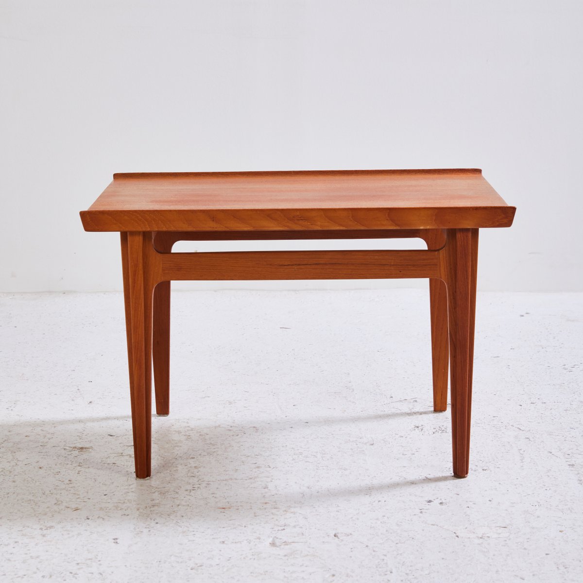 Model 535 Side Table By Finn Juhl For France Søn 1960s Model 535 Side Table By Finn Juhl For France Søn 1960s