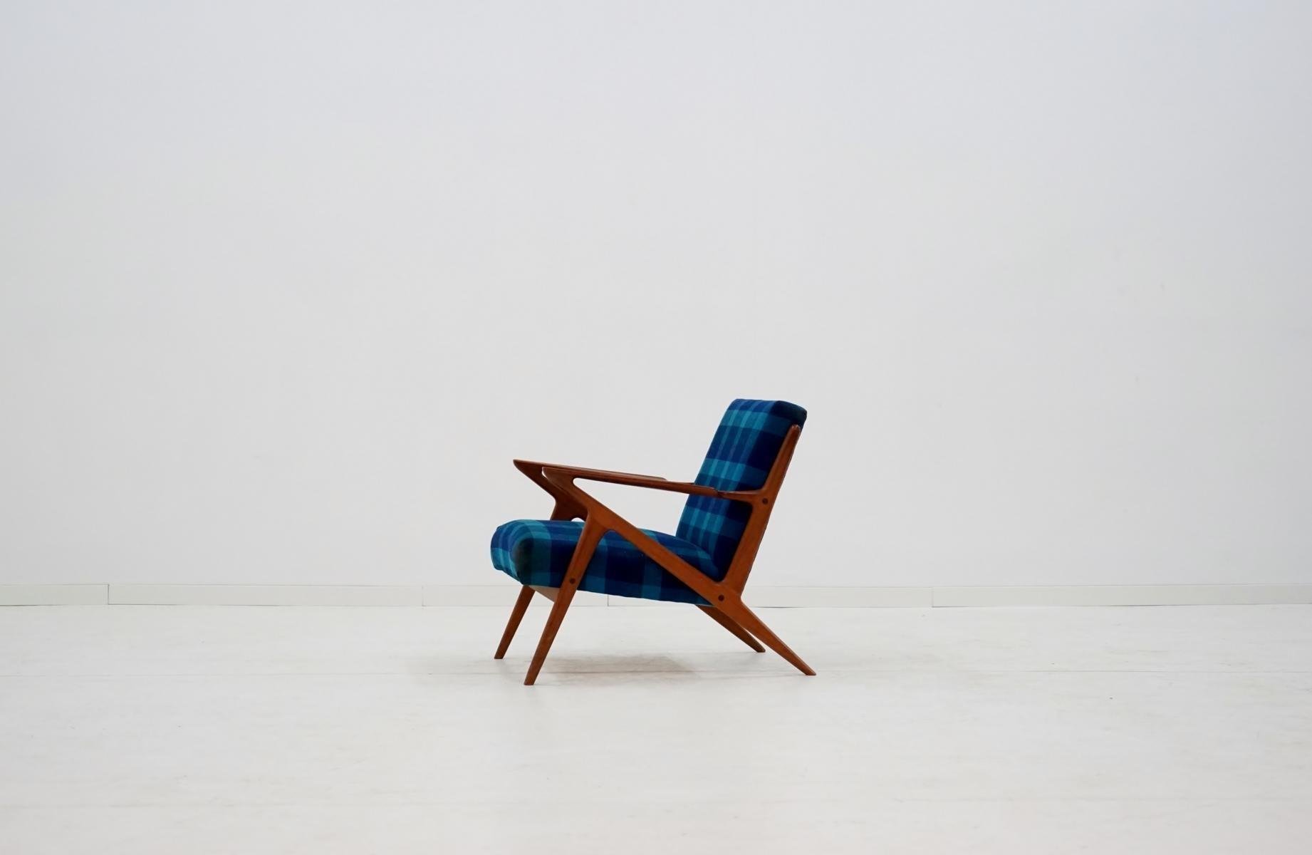 mid century z lounge chair by poul jensen for selig 2