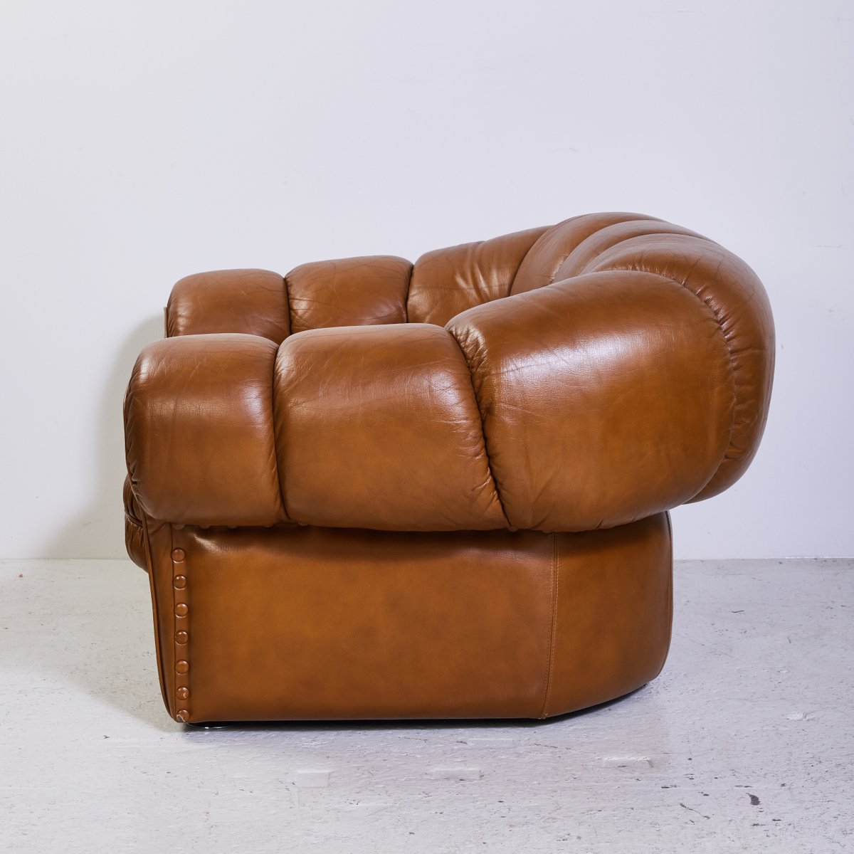 Chesterfield Leather Sofa Set 1970s For At Pamono Chesterfield Leather Sofa Set 1970s 10 3 552 00 Per