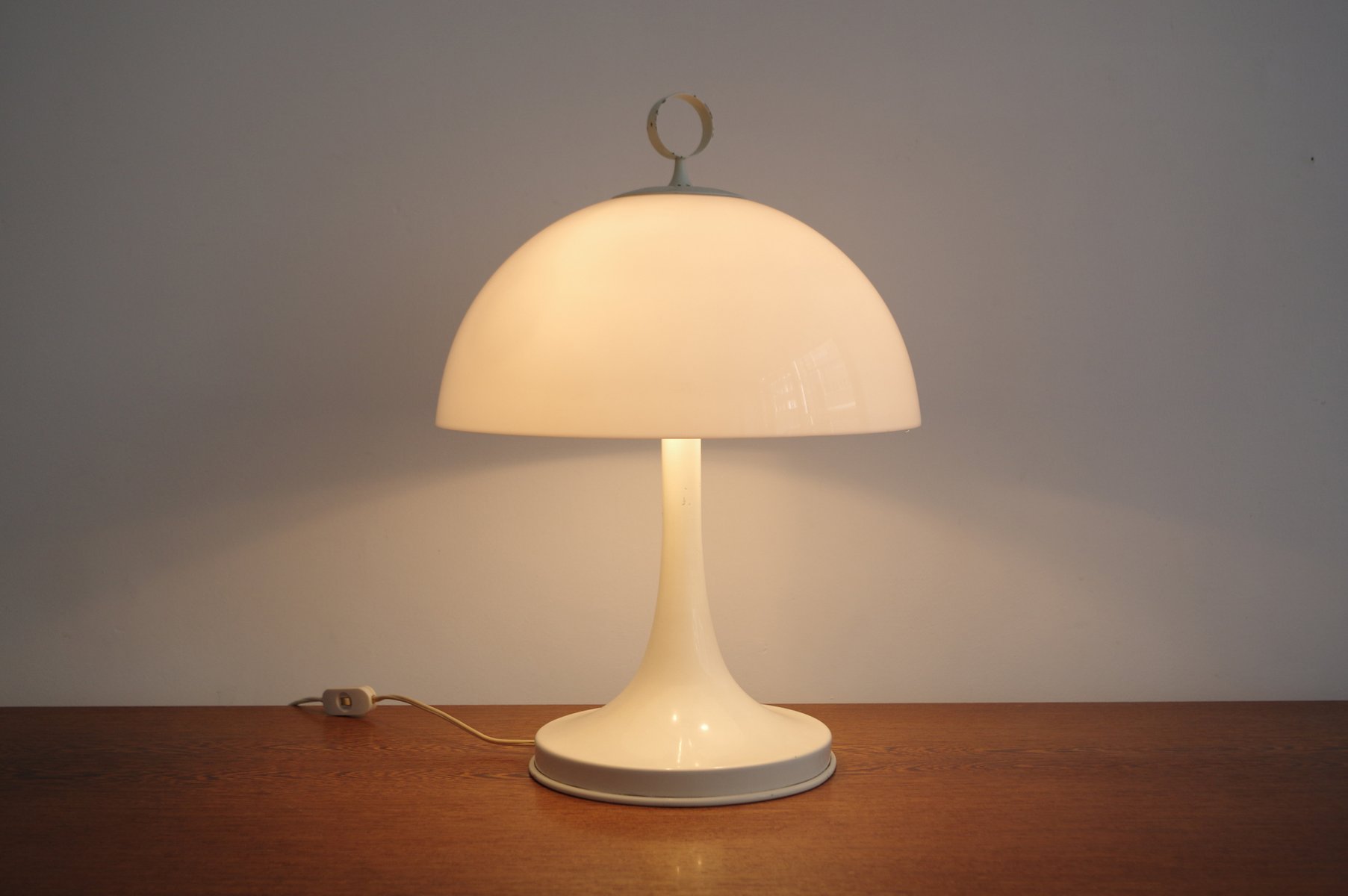 Italian Desk Lamp With Tulip Base And Acrylic Shade 1960s Bei