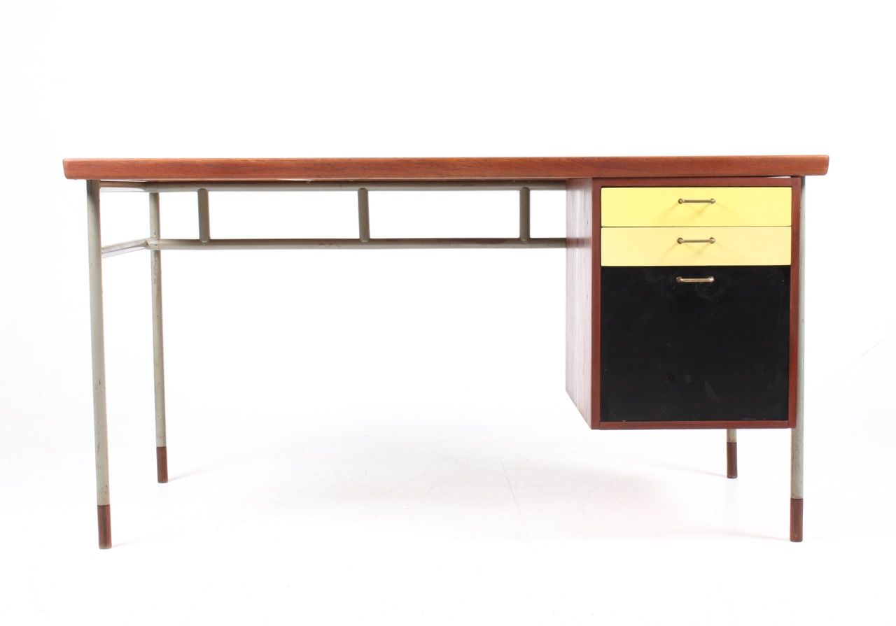 Mid Century Danish Teak Desk 1950s For At Pamono Mid Century Danish Teak Desk 1950s