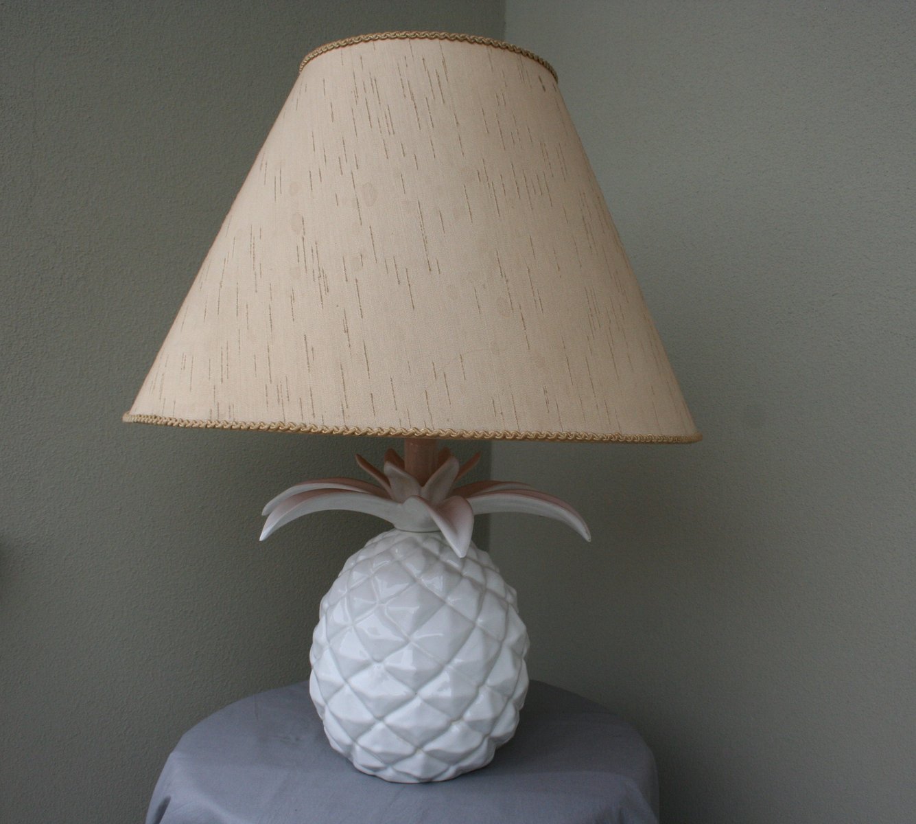 Vintage Italian Table Lamp With Ceramic Pineapple Base For At Vintage Italian Table Lamp With Ceramic Pineapple Base