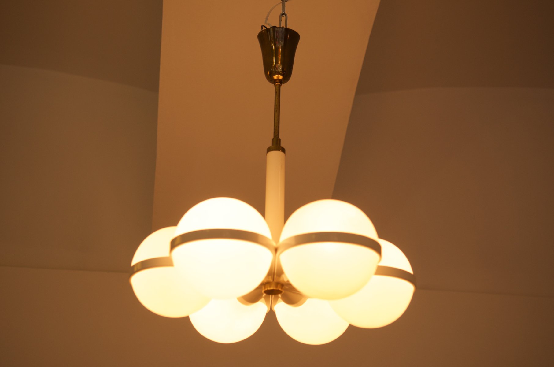Austrian Mid Century Chandelier By Rupert Nikoll For At Pamono Austrian Mid Century Chandelier By Rupert Nikoll