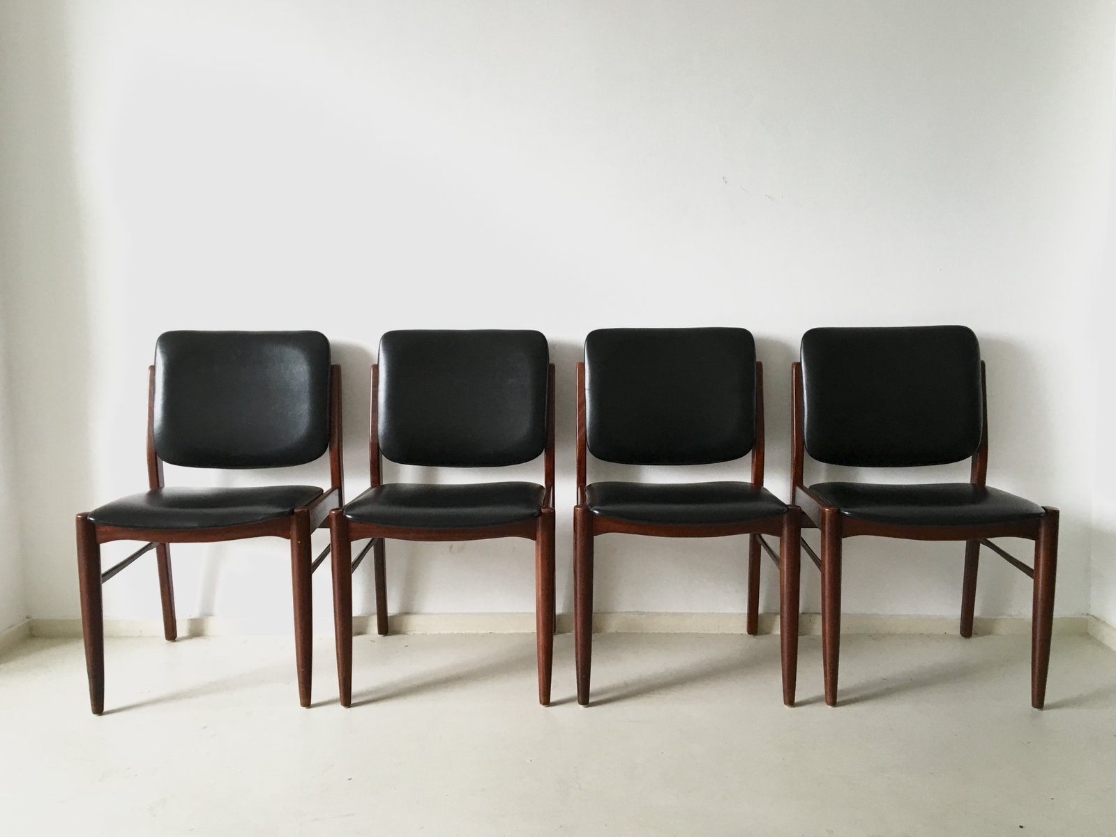 Vintage Danish Dining Chairs 1960s Set Of 4 For At Pamono Vintage Danish Dining Chairs 1960s Set Of 4