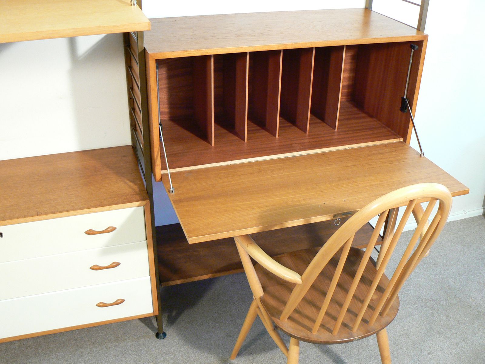 Mid Century Ladderax System by Robert Heal for Staples of Cricklewood