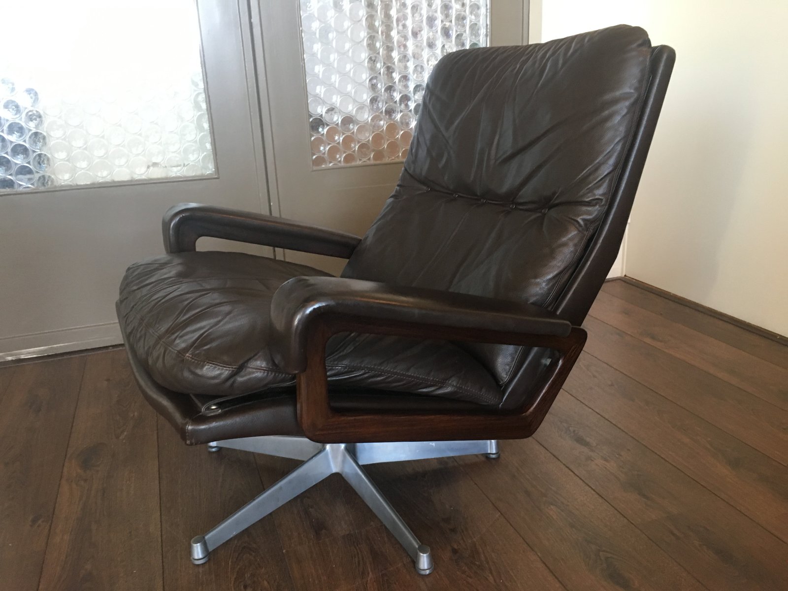 Vintage King Swivel Lounge Chair by André Vandenbroeck for Strassle for